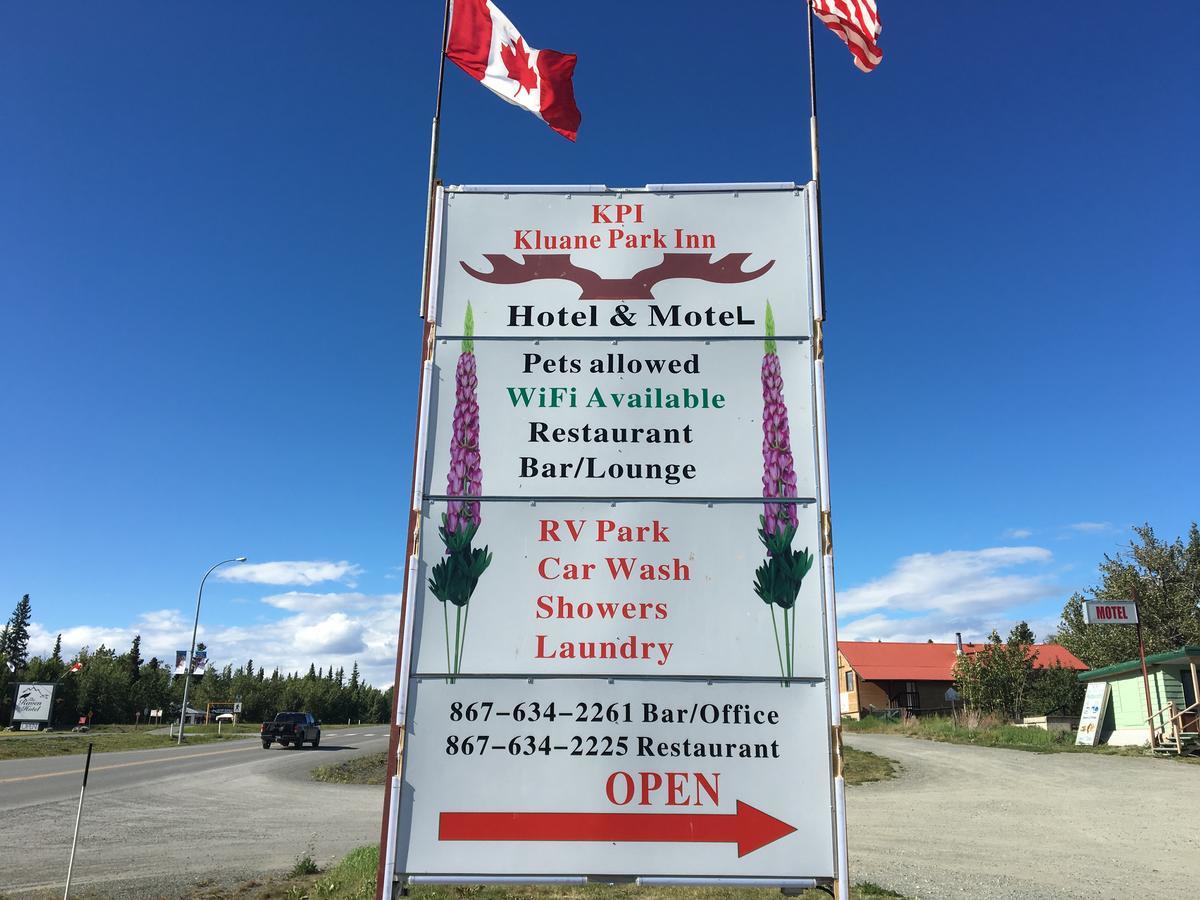 Kluane Park Inn Haines Junction Exterior foto